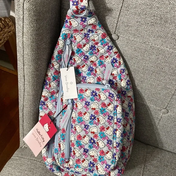 🎀 NWT Vera Bradley x Hello Kitty 🎀 Limited Edition Sling Backpack - Picture 5 of 9